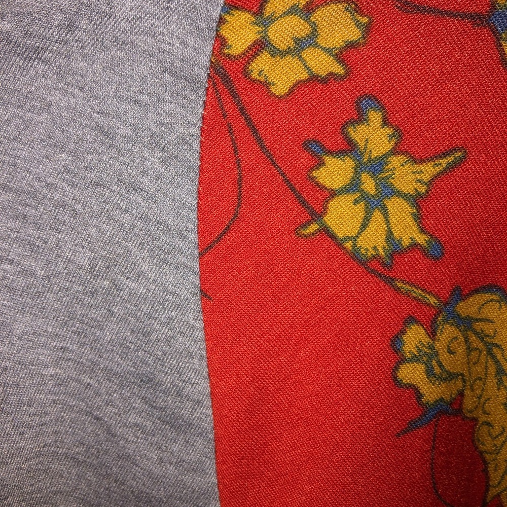 LuLaRoe Randy Tee - Picture 3 of 3